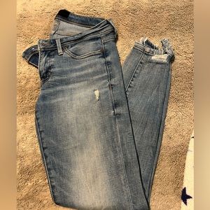 Buckle Black fit 53 distressed skinny Sz 26